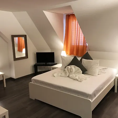 Inside Five Hotel-2