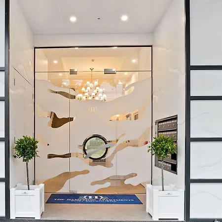 The Hamptons Apartments - Port Melbourne-3