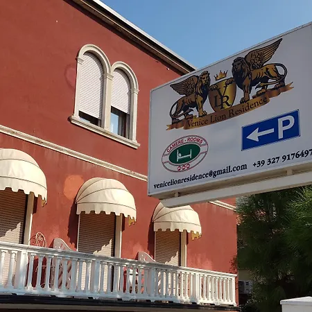 Venice Lion Residence Free Private Parking Easy Access Venice-3