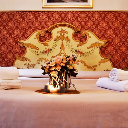 Venice Lion Residence Free Private Parking Easy Access Venice-2