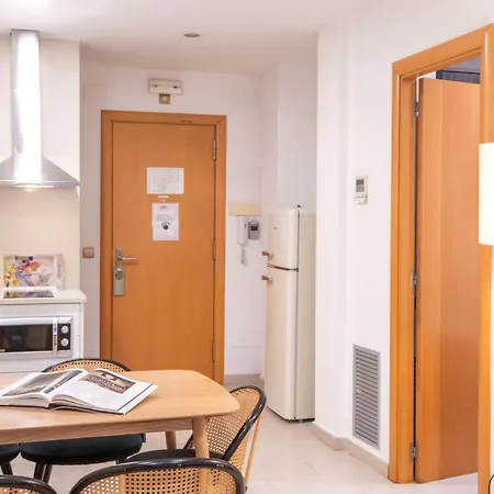 Aparthotel Rambla108-3