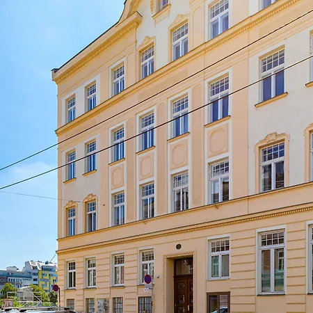 Numa Vienna Strauss-2