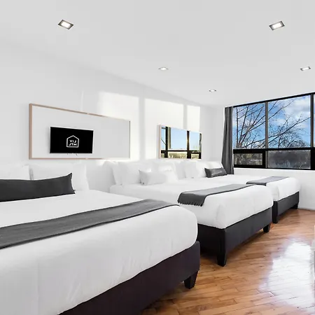 Liv Mtl Plaza Grand Luxe Penthouse Near Downtown Montreal-3
