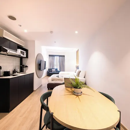 Owen House By Hmlet-3