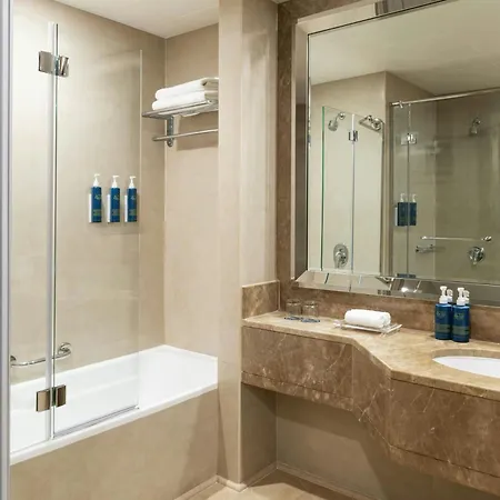 Four Points By Sheraton Sheikh Zayed Road-3