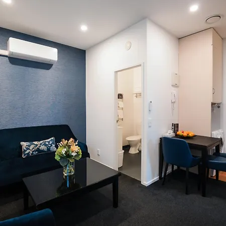 Gilmer Apartment Hotel-3