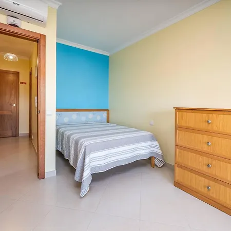 Apartamentos Vista Mar-3