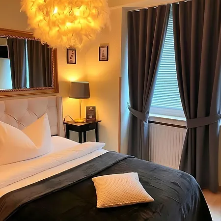 SOHO Private Zimmer&Rooms Im Herzen der Altstadt-3