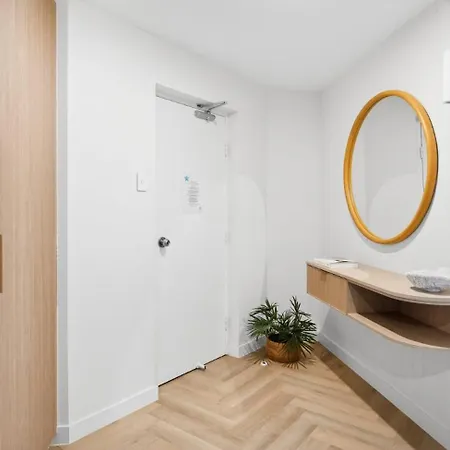 Hi Surf Beachfront Resort Apartments Official Site-2