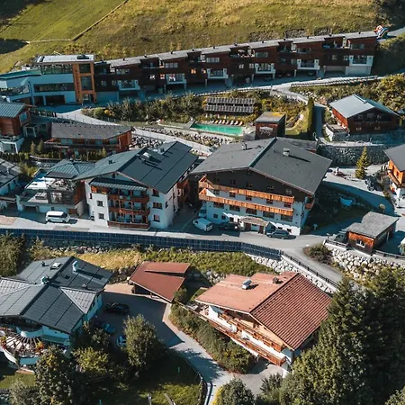 Bachgut - Das Resort Am Berg-3