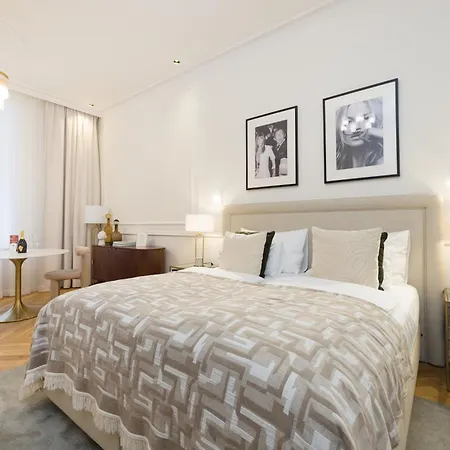 Rafael Kaiser - Signature Apartments City Centre-2