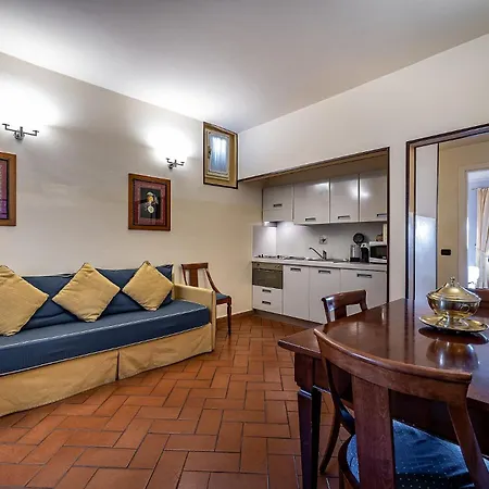 Palazzo Gamba Apartments al Duomo-2