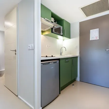 Privilege Appart Hotel Saint Exupery-2