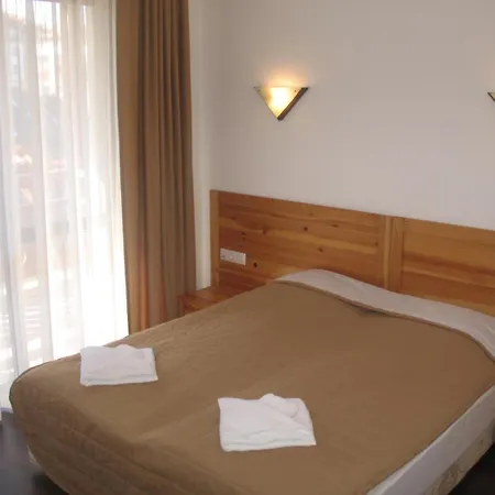 Winslow Infinity Aparthotel-3