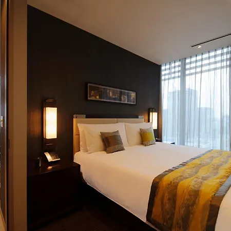 Oakwood Premier Tokyo-3