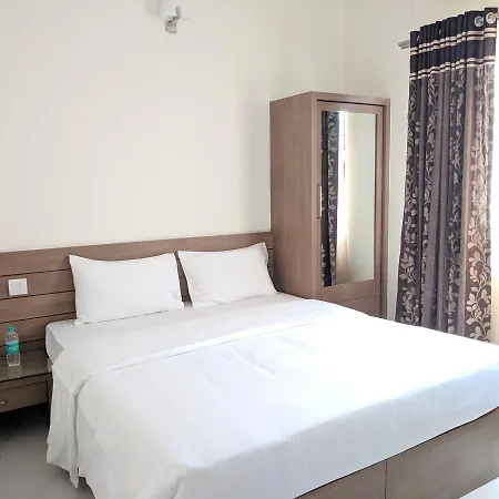 Clyford Suites-2