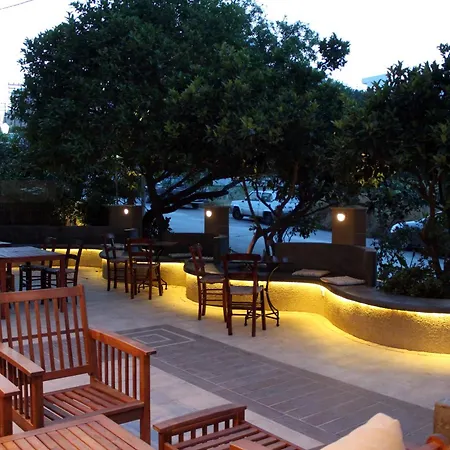 Philoxenia Hotel & Studios-3