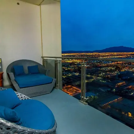 Romance Phenthouse At Palms Place-3