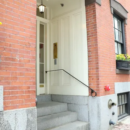 Charming & Stylish Studio On Beacon Hill #11-3