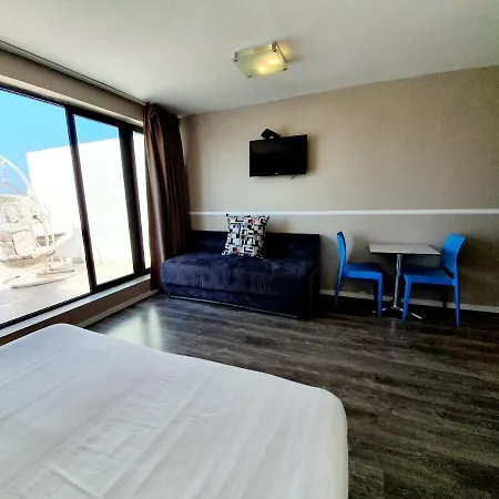 Dizengoff Sea Residence-2