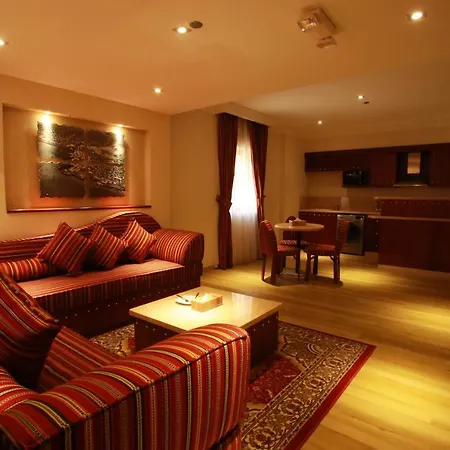 Al Liwan Suites Rawdat Al Khail-3