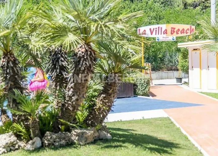 Hotel con piscina: Hotel Amico