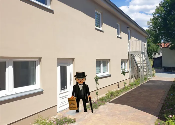 Travel Art Boardinghouse