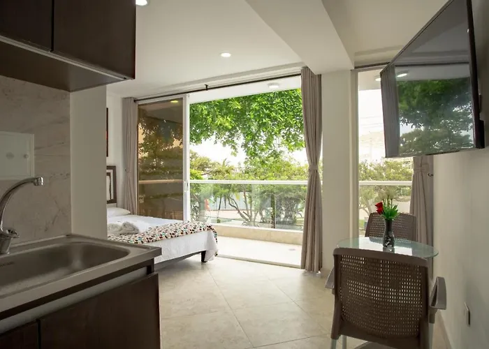 Hollywood Beach Suite