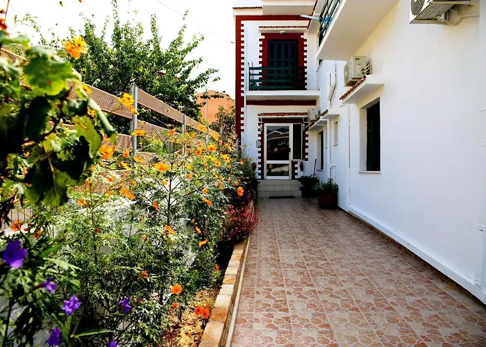 Luna Bianca - Corfu Apartments