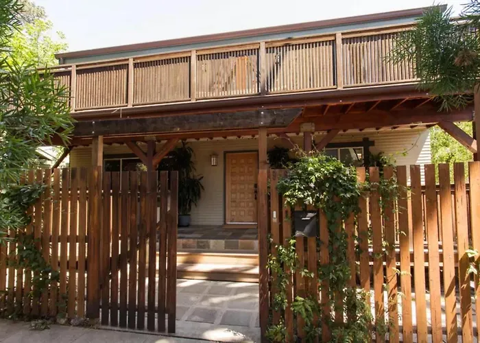 Big Bungalow Rooms