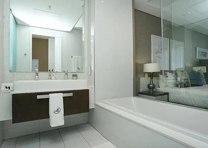 305 Sandton Skye Apartments