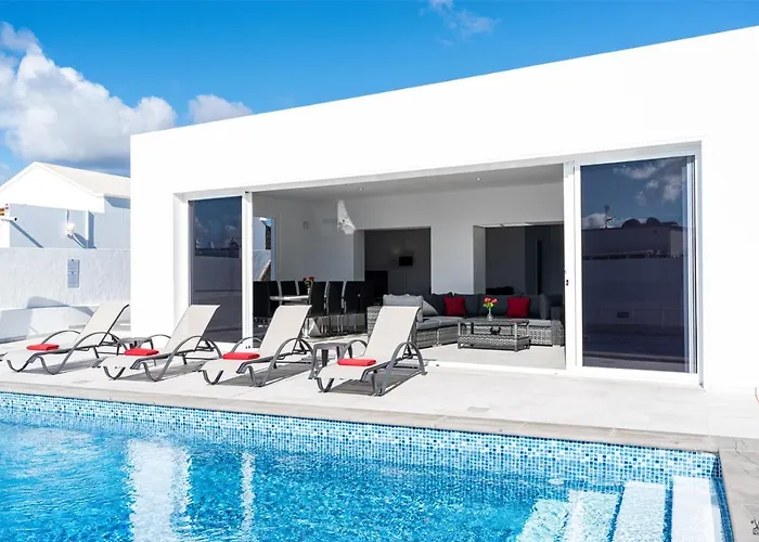 Villa Rossa - Villas Now - LH215 By Villas Now Ltd
