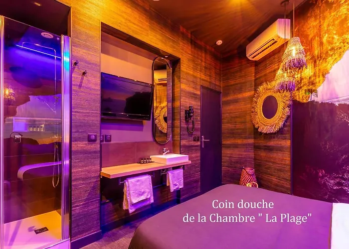 Welkom Hotel: Love Hotel Avec Nuit Insolite Au Dandy Et Jacuzzi Privatise (Adults Only)