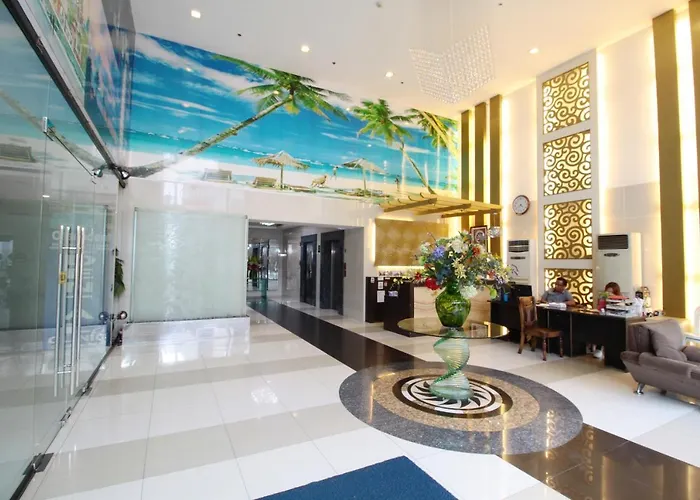 Ping pong hotels Malate Bayview Mansion City View