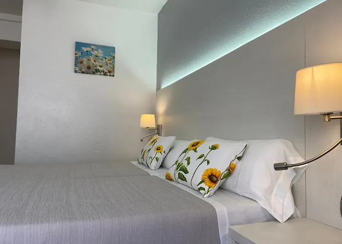 Hotel familiar: Hostal Pitiusa