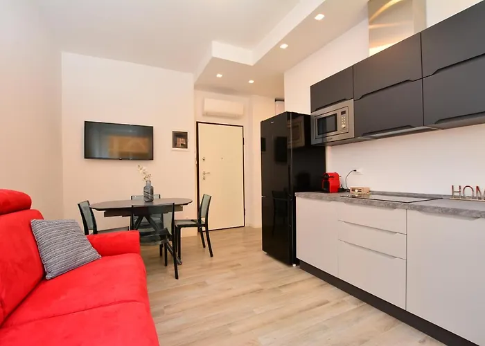 Appartamento : La Dotta Apartments