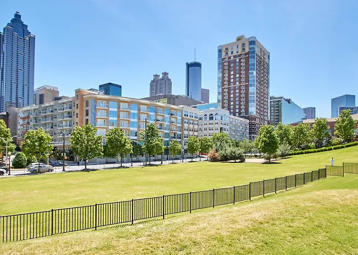 Sonder At 549 Peachtree