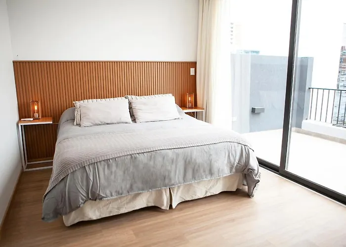 Monroe Suites