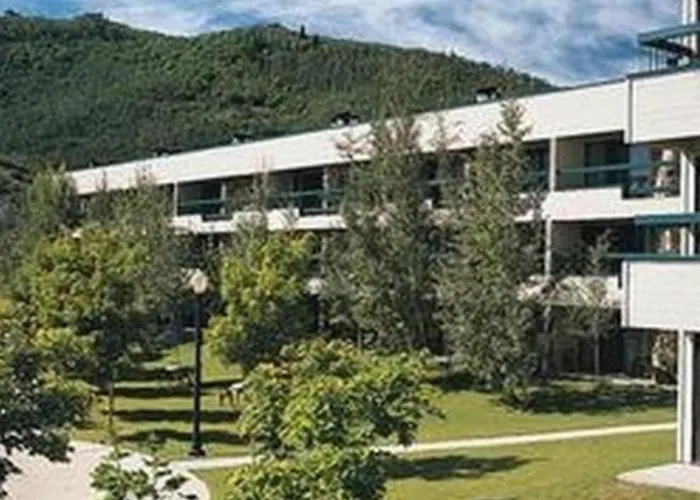 Getaways At Park Regency Resort
