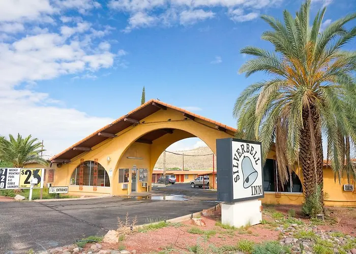 Motel: Silverbell Inn