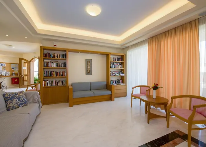 Toxo Hotel