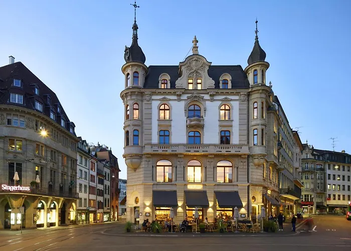 Luxury hotel only: Hotel Maerthof Basel