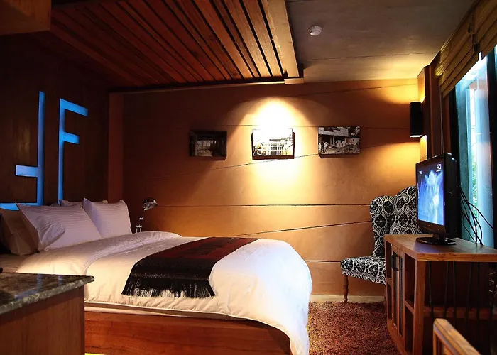 Jacuzzi hotel: The Fusion Suites