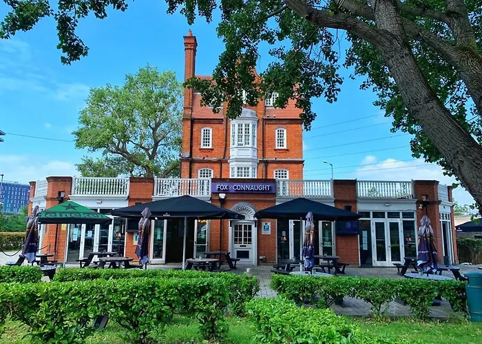 B&B only: Fox Connaught London Excel