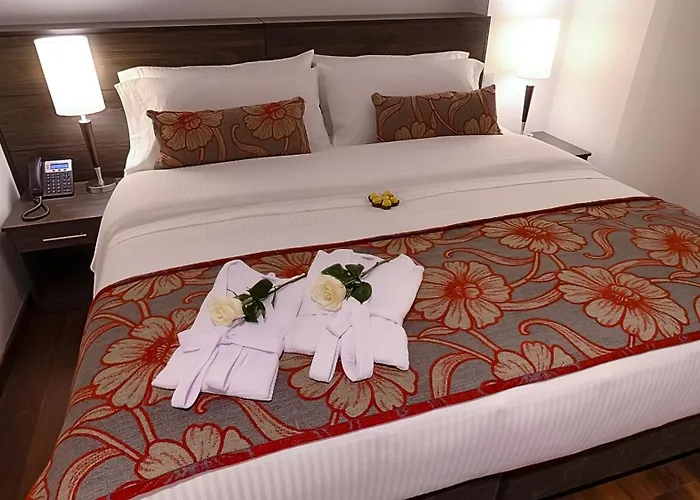Hotel familiar: Az Hotel