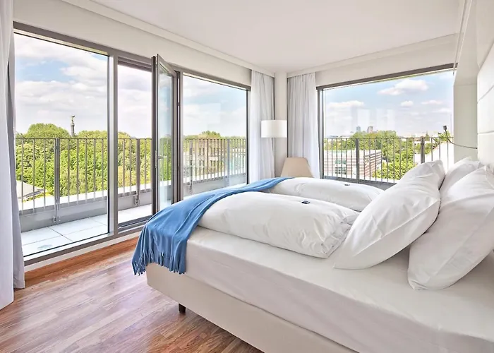 Hotel con piscina: Pestana Berlin Tiergarten