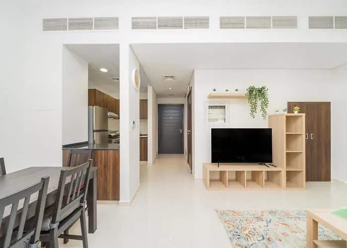 Villa: Alh Vacay - Family Villa In Damac Hills 2