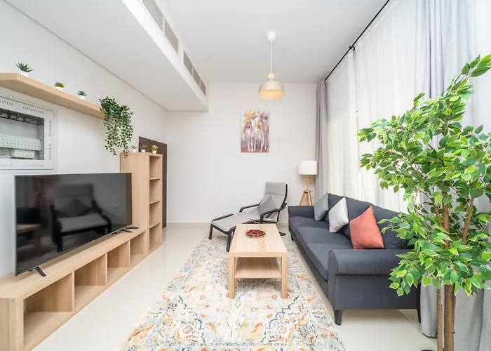 Villa: Alh Vacay - Family Villa In Damac Hills 2