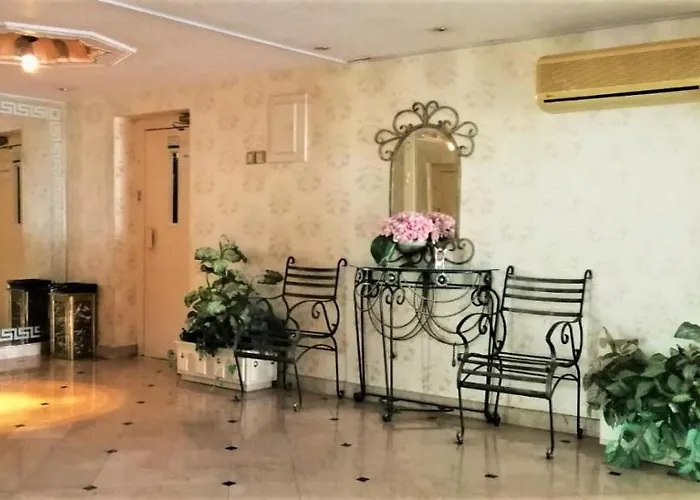 Pet Friendly hotel: Nuzha Hotel Apartments