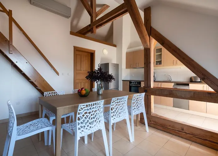 Bohemian Dreams Apartments And Suites By Dwellfort